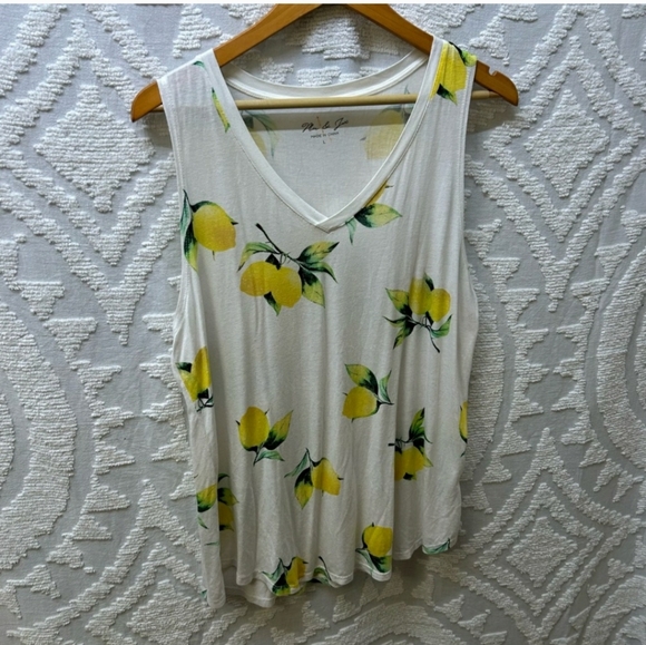 Mic and Jax Lemon Print Soft V-Neck Tank - Picture 2 of 6